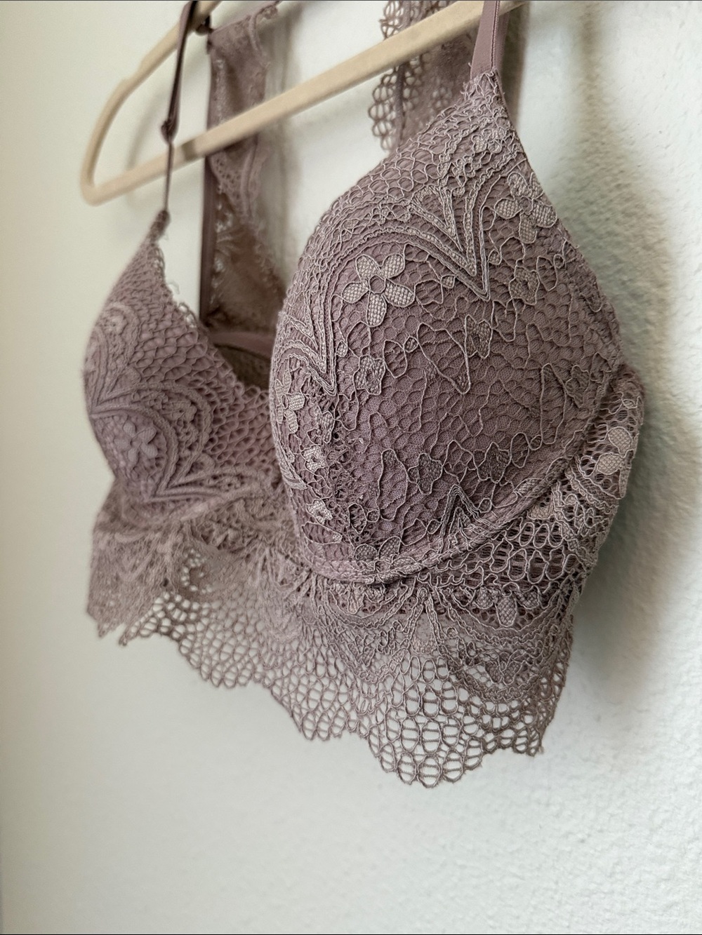 T Taupe Lacy Bra - Picture 4 of 6